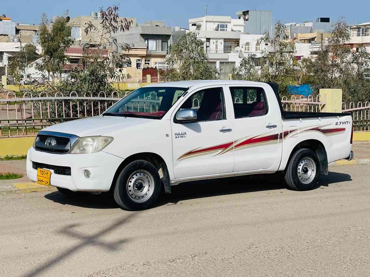 مەرزیە مۆدیل ٢٠١١ بی بۆیاخ بی کرانەوە مەکینەی نەکراوەتەوە سەنەوی ١٠ مانگی ماوە هەموو گیانی بەشەرت چرکەی تیانیە تەحویل و وەکالە بەشەرت شوین چەمچمال سعری ١٦٢ مەجال
*********** شمشمل, السليمانية
