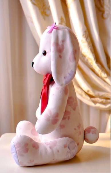 🎀🐰 أرنب الذكريات... هدية تحتفظ بأجمل اللحظات 🐰🎀
ليس مجرد أرنب لطيف، بل قطعة مميزة تُصنع من الملابس والذكريات التي تحمل قيمة خاصة في قلبك ❤️
✨ نحوّل ملابس طفلك أو أي قطعة عزيزة لديك إلى أرنب ناعم يبقى معك لسنوات. ✨ هدية رائعة للمواليد، الأطفال، أو للاحتفاظ بذكرى لا تُنسى. ✨ تصميم يدوي بكل حب واهتمام بالتفاصيل.
💝 كل أرنب يحمل قصة مختلفة وذكرى لا تُقدّر بثمن.
📩 للطلب أو الاستفسار: واتساب: ***********
#fyp
#أرنب_الذكريات #هدايا_مخصصة #هدايا_يدوية #ذكريات_لا_تنسى #هدايا_مميزة #صناعة_يدوية #هدايا_حسب_الطلب #تذكار_خاص #هدايا_الأطفال #هدايا_مواليد #ذكريات_جميلة #HandmadeGift #MemoryBunny #CustomMadeGift

