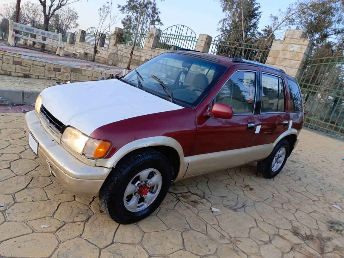 کیا سپۆڕتاج مۆدێل ١٩٩٨ مەکینە مەخ گێڕ مەکینە بەشەرتی فیتەر *********** وەرگەڕاو بڕاوە موس دەحم بەشەرت چوار ویل و تایەی لۆکی بۆ بەستراوە کارەبای گەرمی پاوەر  ناوگێجەکانی جام کارەبا سەیارەکە هی ماڵان بوە زۆر توندو تۆڵە نیو سلف لێخوڕنی زۆر خۆشە زۆر بەکێشە بەنزینی زۆر کەم دەوێت ماڵی دۆست سعری ١٧ گەڵا 
ڕ *********** ڤایبەر واتسئاپ لەسەر کۆڕەکە *********** رانية, السليمانية
