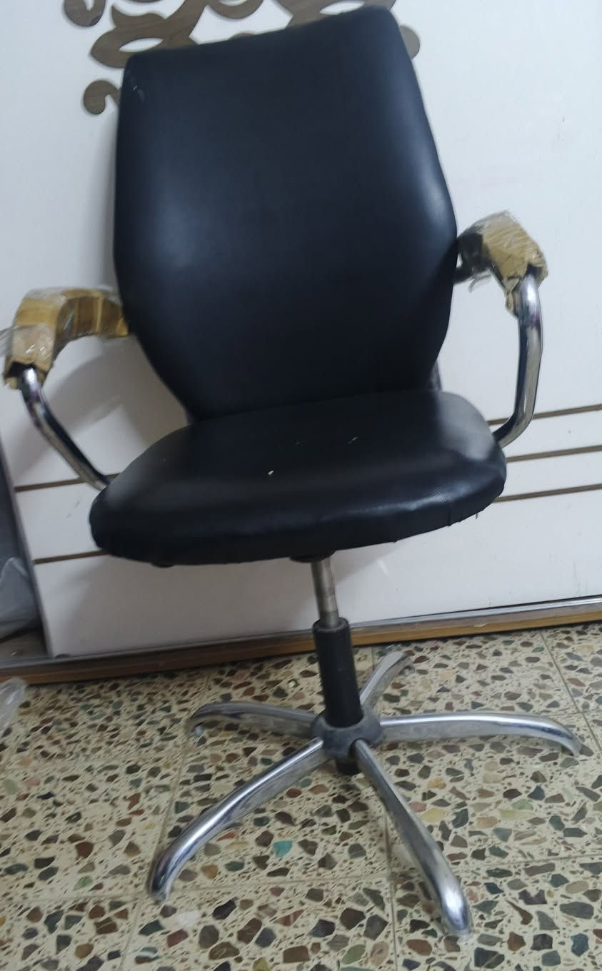 غراض للبيع
ماسحه ومكنسه وغسيل سجاد سلفر كرست الأصلي الاوربي 
مكنسه بخاريه متعدده الوظائف سلفر كرست الأوربي 
كرسي نقص عجلات اليريد يتفضل خاص


**إذا كنت صاحب هذا الإعلان وتريد حذفه لأي سبب، رجاءا أرسل رسالة إلى الدعم الفني**