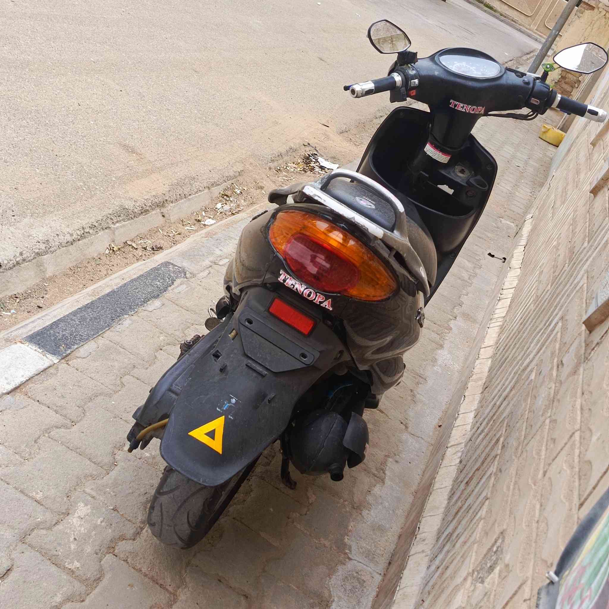 دراجه دولفين   نضيفه كلش شراي اتصل
***********
