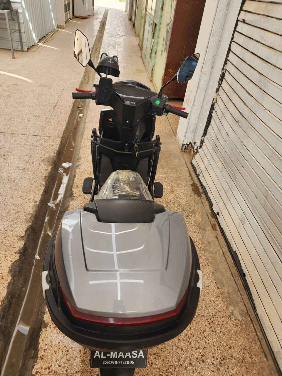 دراجه شحن للبيع ما مستعمله هواي نضافه فول شرط على الفحص بطاريلت نضيفه بل باكيت ما ناقصه شي دراجه سعر 800 وبي مجال
لتواصل ***********
