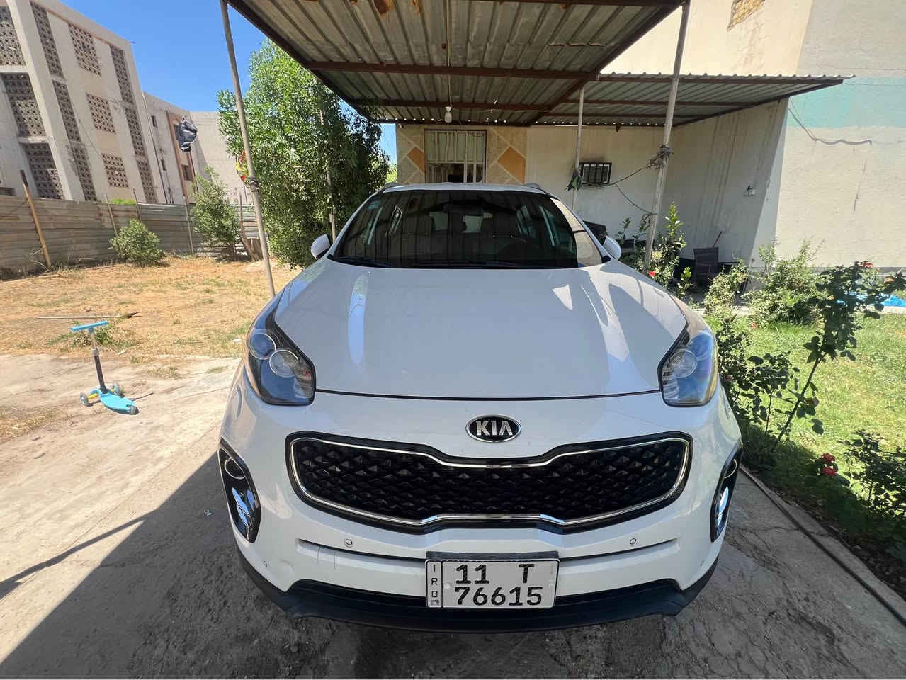 السلام عليكم 
للبيع كيا سبورتج 
موديل 2018 وارد خليجي محرك 2000دوش ماشيه 54 km 
السيارة مكفوله من كل النواحي قطره صبغ مبيها بعدها ع وضع الشركه السعر 178 وبي مجال للاستفسار ع
***********
مكان السياره بغداد السيديه بغداد, العراق
