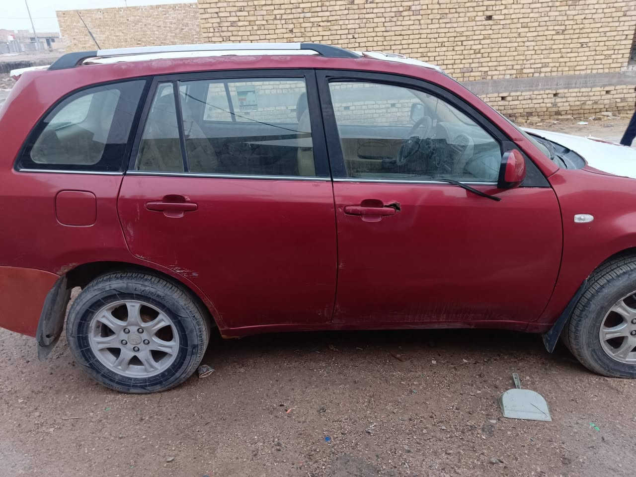 السلام عليكم
سياره شيري تيكو موديل 2013 سياره نظيفه
 بس بيها عطل واحد و هوه الكير ما ينمر و ما يكلفك بس حساس وانه اذا حصلت حساس اشدلها
 سياره اوتوماتيك
 الداخل نظيف
 رقم مميز
 و لايتها كلش قوي
 توه مبدل الها باتري
مداور ثاني يوم ب اسمك
السعر 35
راسلني خاص لو تتصل ***********
