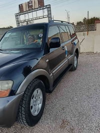 باجيرو • ٢٠٠٥ • فول مواصفات