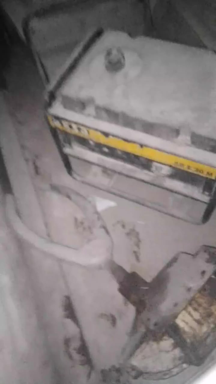 مولدات نوعية aksa. للبيع شغالات كلهن فقط متروكات.. باقي التفاصيل اتصل وتدلل. ***********.. ادمن 😍🌹🌹
