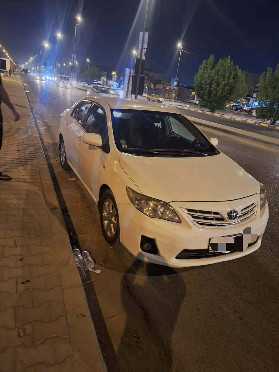 كورلا موديل 2011 وارد خليجي
رقم بغداد دولي بأسمي مداور ثاني يوم 
بيه حالوب وبيه ثلاث قطع فتح بارد بدون صبغ
السعر 120  مكان نجف
للاستفسار ***********
للاستفسار ***********
