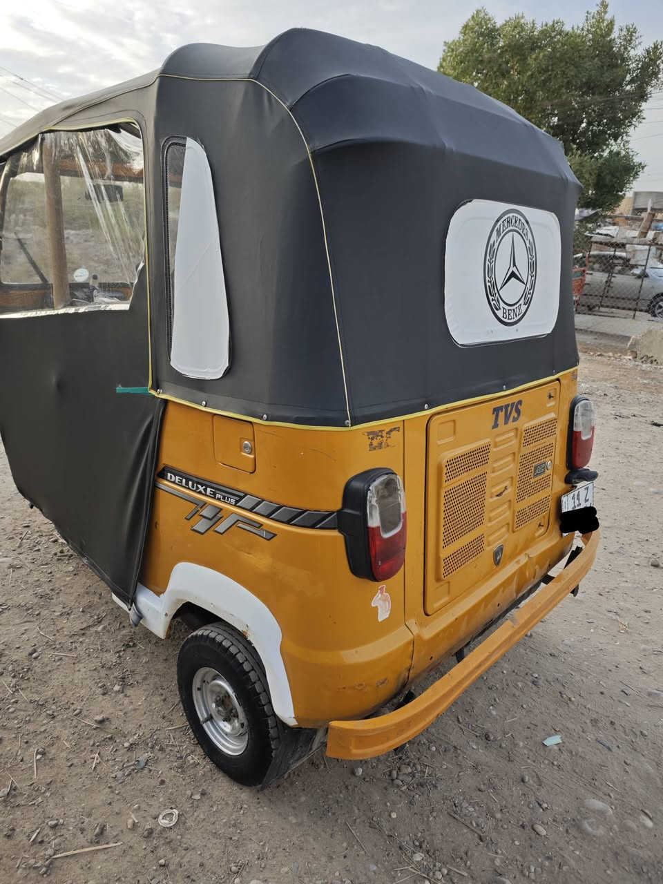 TVS موديل ٢٢ 
تكتك موديل ٢٢ شهر ٨ مرقم بغداد هزه جديدة باسمي تحويل ثاني يوم 

بيها طخه باللغد وراجعه بارد لا صبغ ولا معجون واضحه بالصوره وباقي التكتك جاهزه 
لوحات جديد قبل لا ينسد شديتهن 
مكينه و اكسل جديد شد شركه صار شهر 
صدر جديد شد شركه 
دوشمه كامله شد جديد
كهربائيات كلها شغاله 
 التكتك كامله مابيها نقص 

اخواتها معروضات 7.400 ابيعلك 6.800 ومجال بسيط حك جيتك شراي اتصل مكاني بغداد بالدوره مستعجل عليها
***********
