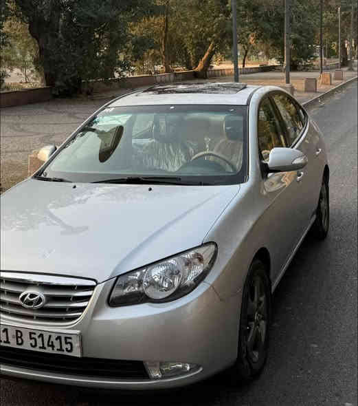 النترا 2011 خليجي وارد كويتي تجي مواصفات خاصه محرك 2000فتحه فول السياره رقم بغداد الانكليزي سياره جديده 
بيهه صبغ داير جاملغ الخلفي  وجاملغ الامامي موضع بل صور 
صدر جديد عنوان بغداد
السعر 110$ وبيهه مجال 
***********
