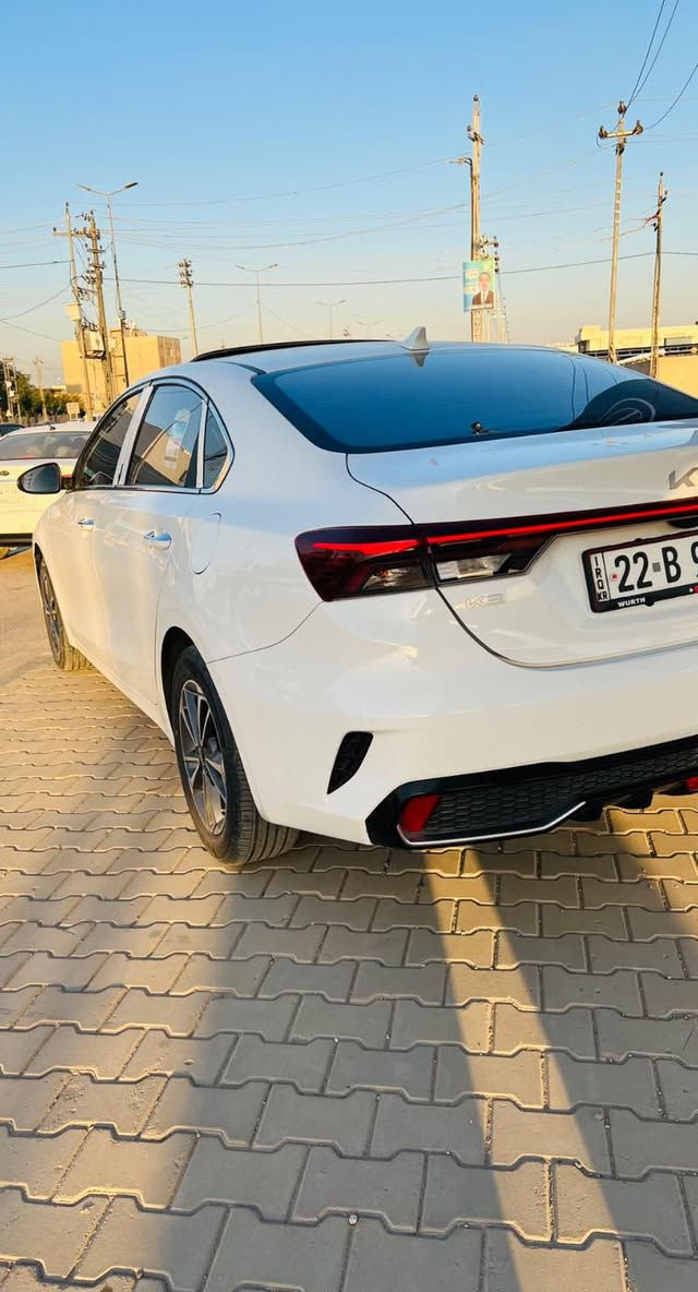 السلام عليكم.
كيا كي ثري K3 موديل 2022

الإصدار الاول تجميع الصين

فول  مواصفات

.

محرك 1500 دبل نوزل كير 8 نمر 

رقم اربيل  + تريد وكالة او تحويل 

 ماشية “ 52 الف 

 

🔴المواصفات 

✅️فتحة

✅️شاشه كامرة 

✅️تبريد قطعتين + لمس

✅️تحكم ستيرن جهتين 

✅كروز ️مثبت سرعة 

✅️بصمه 2 أبواب و بصمه تشغيل

✅️شاحن تايب سي شحن سريع 

✅️كير طياره 

✅️يدات نيكل 

✅️شاشه بالكير

✅️لايت لد زينون 3 عدسات متحركة + الخلفي هم لد متصل 

✅ أشاير لكزس️ متحركة 

✅المري الجانبية بيها ️اشاير + هيترات 

✅️صندوك ذكي بصمة ( يفتح عند الاقتراب )

✅️سايد بريك بصمة

✅️أوتو هولد (auto hold)

✅️درايف مود 4 وضعيات

✅️(sport+eco+smart+comfort)

شاشة عداد دجتل 

وبيها بعد مواصفات 

السيارة بيه شبر بلجاملغ الخلفي موضح بلصوره

السعر (139) وبيها مجال لشراي 

للأستفسار اكثر التواصل على والواتساب 

(***********)

مكان السياره النجف . 📍
