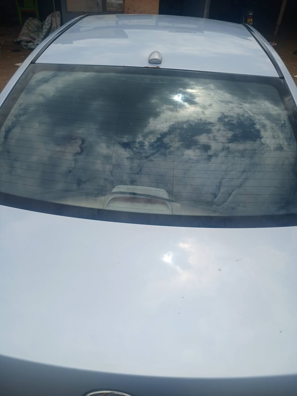 السلام عليكم سوناتا ٢٠٠٨
مصبوغه حزام بيها ٤ قطع
رقم بغداد 
محرك ٤ دوش 
تحويل مباشر كير محرك مكفول
السعر ٩٥ 
الاستفسار 
***********
