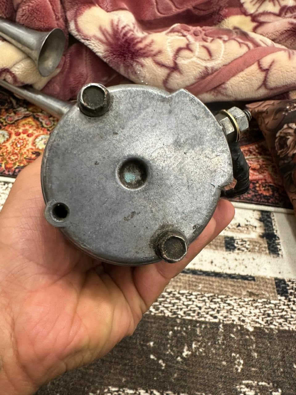 السلام عليكم هورن براد عفريت اربع فحمات بواقة سورية الهورن قبل يومين سويتة ادامة يم حمودي سمند سعرة 800 وبي مجال بصيط مكاني بغداد الشعلة ***********
