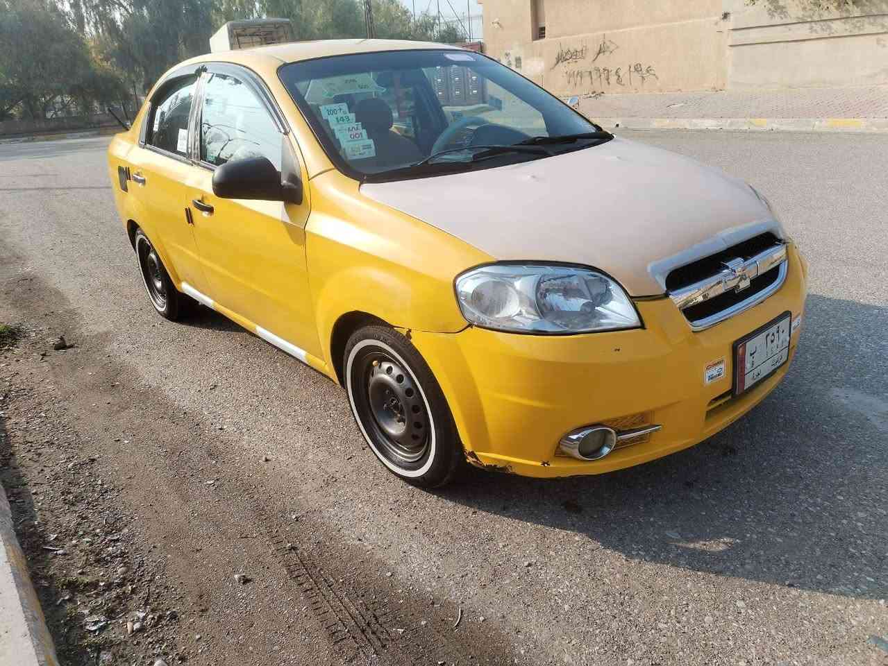 السلام عليكم افيو 2007 سنويه صاقطه سنتين رقم كركوك  دفتر بانزين بيها هيه مصفرى ضرار السيارى بيها معجون شي قليل بل تكم بدون كالب سيارة جاهزه ممل نقص سعر 38 وبيها مجال الشراي ***********
