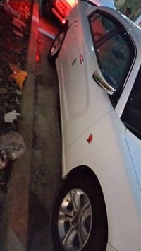 جارجر ٢٠١٥ جديدة حادث بس جاملغ سونار موجود ماشية 100السيارة مال بيت أي...