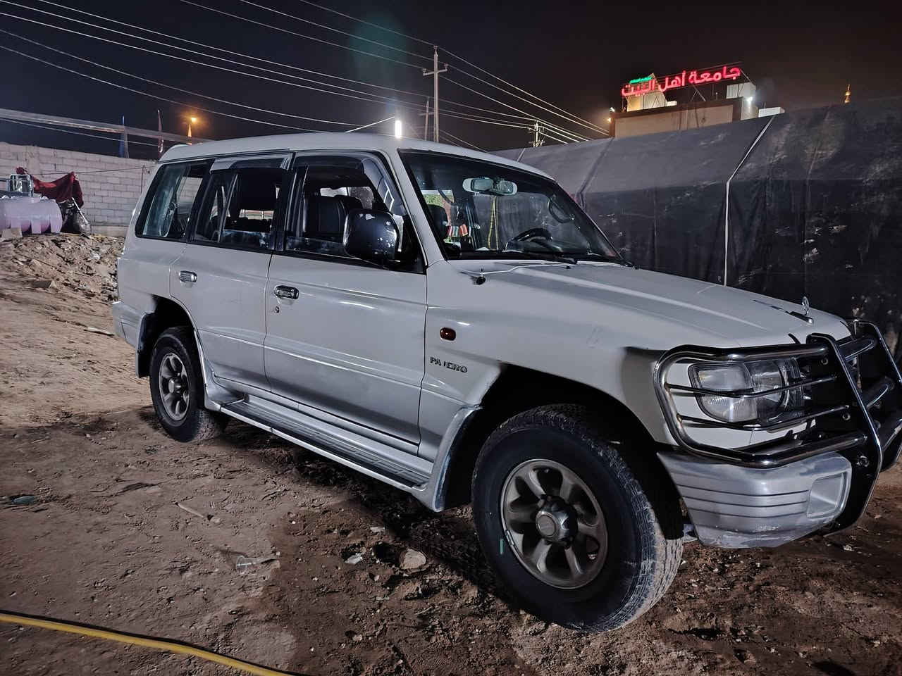 السلام عليكم. سياره باجيرو بجعه مديل 98 حداديه كير محرك خير من لله كشنات جلد كهرباء سياره خير من الله  واحله من صوره رقم صلاح الدين باسمي  مداور ثاني يوم رقم انكليزي مكانه نجف السعر 78وبيها مجال حك الجيه 
التواصل ه‍***********#
