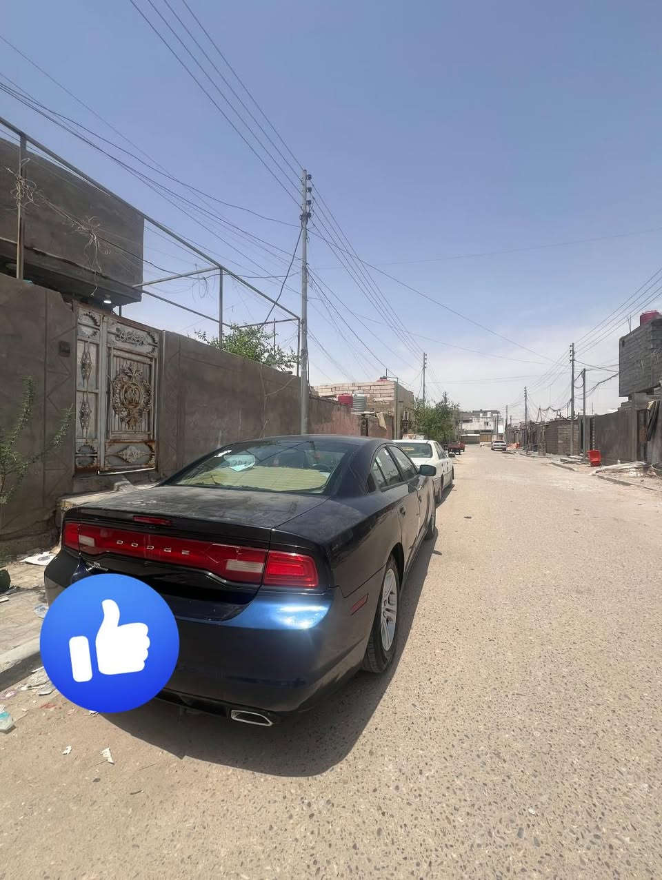 سلام عليكم. جارجر جوه. سوك. بيع مستعجل. مديل 14 سياره لون نيلي سياره فلينه  وجاهزه. برغي ما نقصه مكينه كير حداده. تبريد.  كير كصبه.  مكينه 3600 كصه جنطه مكاني بصره. سعره ب50 بيه مجال  رقم ***********
