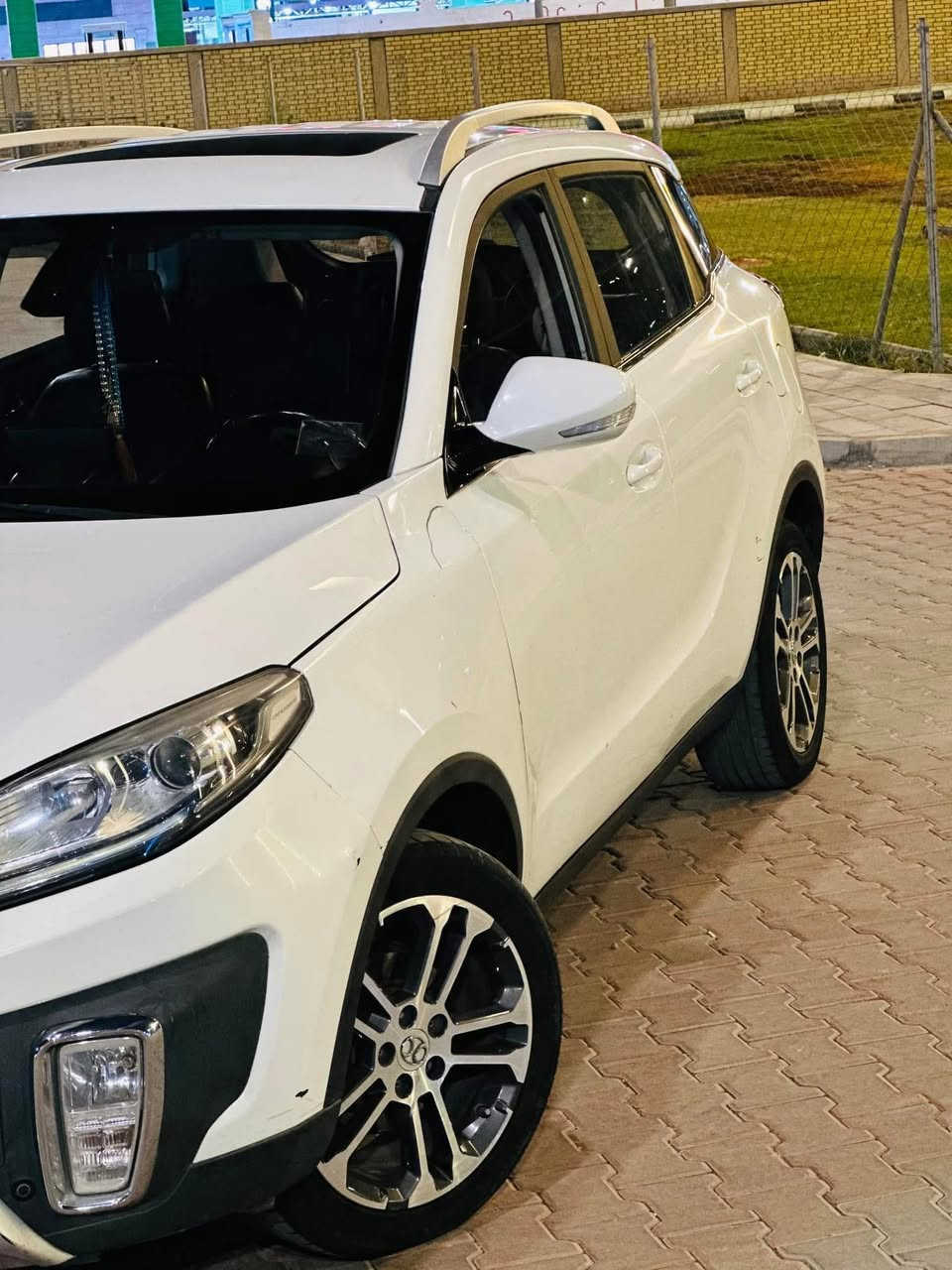 متاح بايك Q35
‏‎بيه قطعتين صبغ جاملغ وباب سايق 

‏‎موديل2️⃣0️⃣1️⃣9️⃣ 

‏‎گير ومكينه ميتسيوبيشي (ياباني)

‏‎شاشه لمس كبير فتحه سقف

‏‎فول تحكم ستيرن ...

‏‎مثبت سرعه كروز ...

‏‎حساسات خلفية ...

‏‎اشاير بالمري ...

‏‎كشنات جلد ...

‏‎وهواي بعد بيها مواصفات السعر 90 وبيه مجال 

رقم بغداد سياره حره 

ستفسار عل رقم ***********
