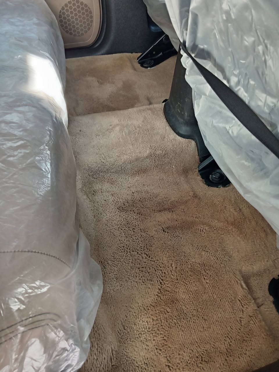 من بعد اذن ادمن المحترم
همر H3  2007
سياره مرتبه ونظيفه  مكفوله لاصبغ ولابارد
لايتات كلها اصليه شركه جديده
صدرها كلها مبدل جديد
راديتر جديد + مروحه كهربائيه  اصلي برجلس 
كير محرك بلاديه 3500.الفور ويل ملغيه
تايرات جديده ويل كاديلاك حجم 22
صدر جديد
رقم اربيل الجديده شرط التحويل
السعر 120 ورقه
السياره هذا اسعاره النظيفه
رجائا لحد يكسر بالسعر
اذا تريد تعلق فعلق شي تليق باخلاقك العاليه
مكان السياره اربيل ***********
