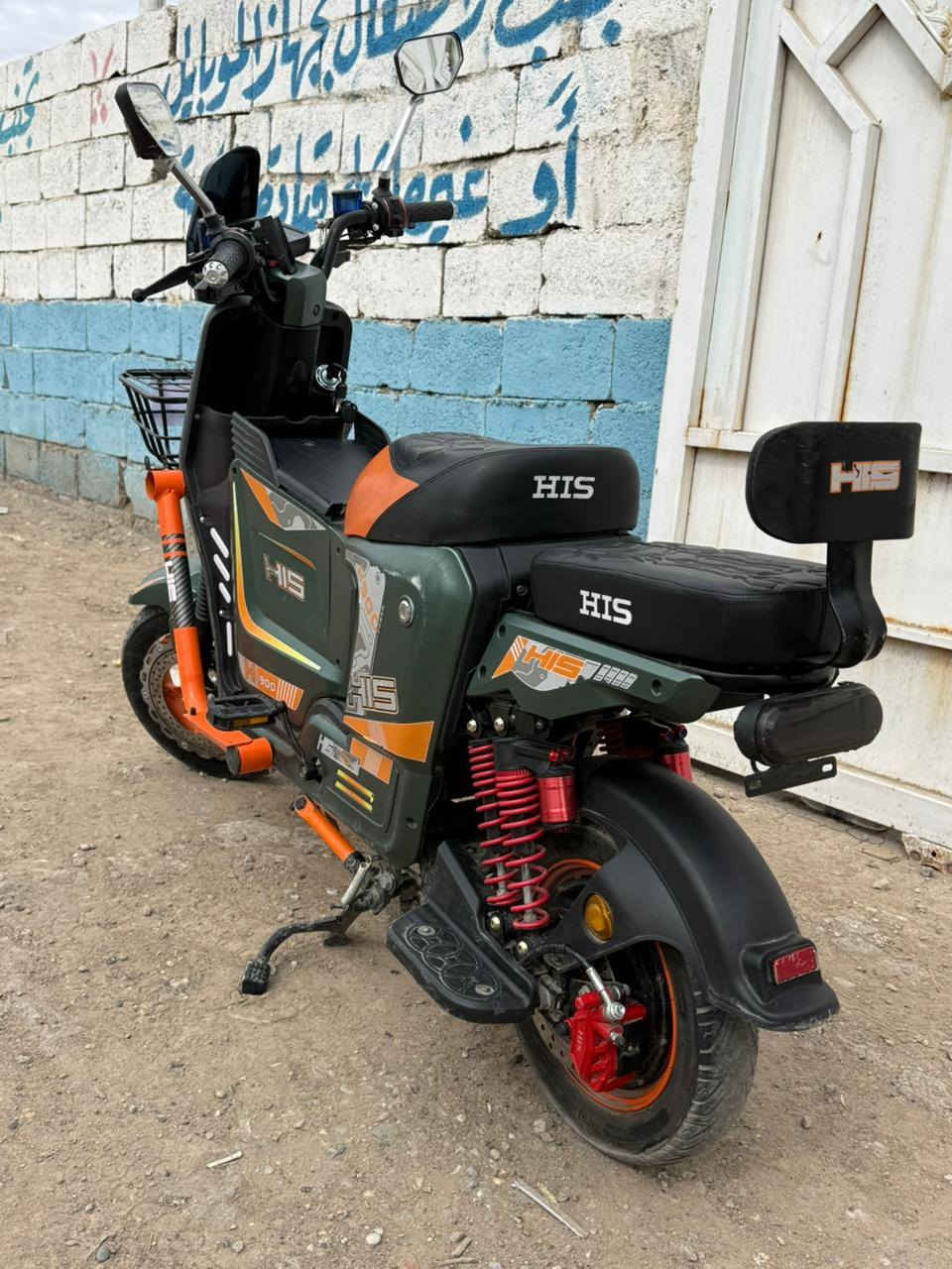 ار ٩٠٠ جديده ما صار شهر من أخذته كفاله عامه السعر ٤٥٠ وبيه مجال
***********
