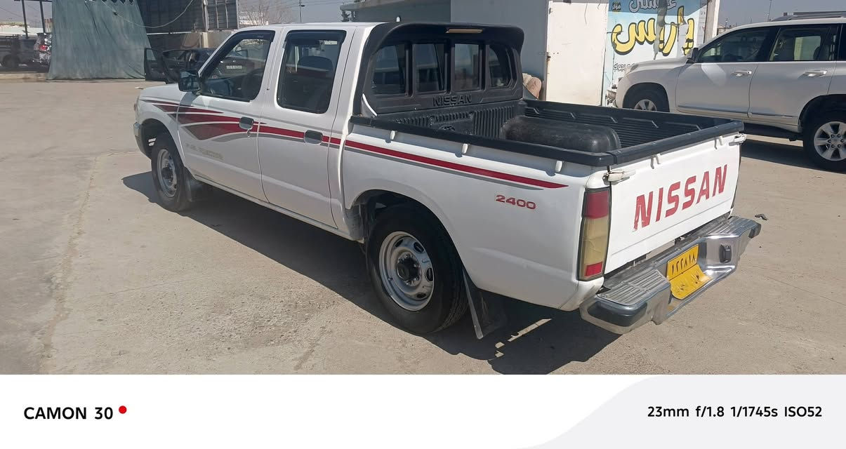 نیسان مۆدیل 2005مەکینەبەخ تەحویل ئەسڵی سەیارەکمان یەچاملخی گۆڕاوەتەڕەش بێ دەعام بێ لێدراوی بێ بۆیاخ سەنەوی بەسەرنەچووە هەموو گیانی بەشەرت ماڵی دۆستە  گێڕو مەکینەو تەبریت لەسەرسویچ یەکدینارمەسرەفی تێدانییە سحری 93گەڵاومەجال شوێن چەمچەماڵ ژم ***********  ***********
