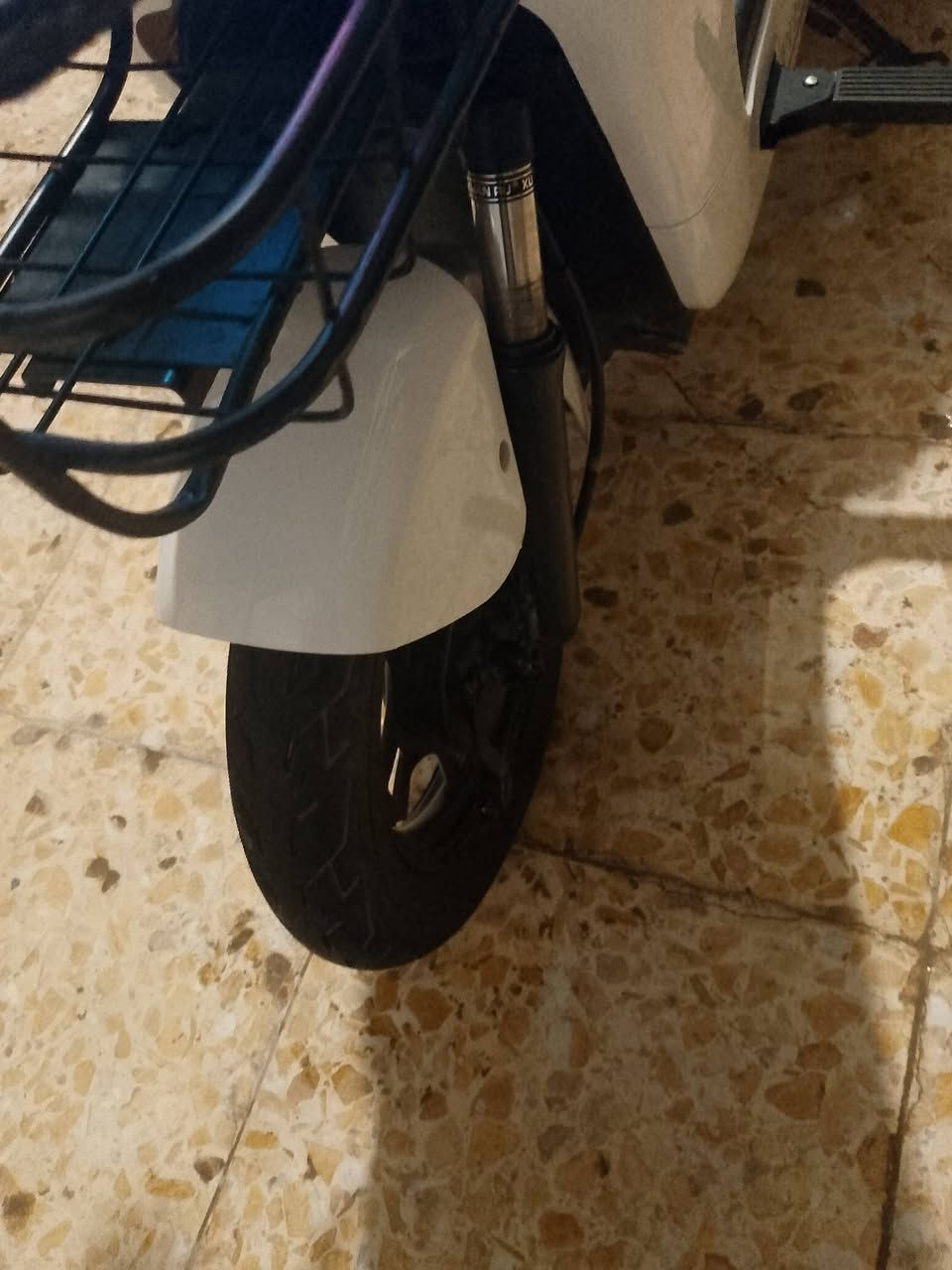 سلام عليكم 
دراجه شحن للبيع شركة فوجي افضل شركة سرعه 99 4 نمر ومثبت سرعه بلوتوث نضام NFC بس لكارت ضايع 
بريكات  حساسات اشاير لايت عالي ناصي لد +الوان سكن هورن شاشه ايباد تعرض العطل اذا سامح الله موديل 2026 
سعر خاص او اتصل عل رقم ***********
