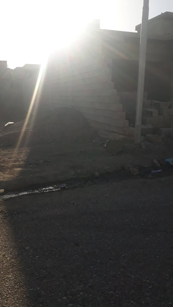 يعلن مكتب ابو يحيى لتجارة العقارات في محافظه كركوك قضاء الدبس  عن بيع     قطعة أرض سكنيه في حي التنك الثانيه  قرب جامع المجيب   مساحتها ٢٥٠ متر   فول  خدمات تبليط  ماء كهرباء  موضح بالصور أدناه 👇👇👇👇السعر على الخاص ومناسب   وبي مجال للمعامله   للتواصل عبر الأرقام التاليه
 *********** يحيى الحمداني ابو عبدالله

*********** ابو يحيى

*********** يحيى الحمداني ابو عبدالله
   ( التوفيق من الله و للجميع)
ملاحظه دوام المكتب من الساعة التاسعة صباحا لغاية الواحدة ليلا للتواصل على الأرقام المذكوره اعلاه ☝️☝️☝️
