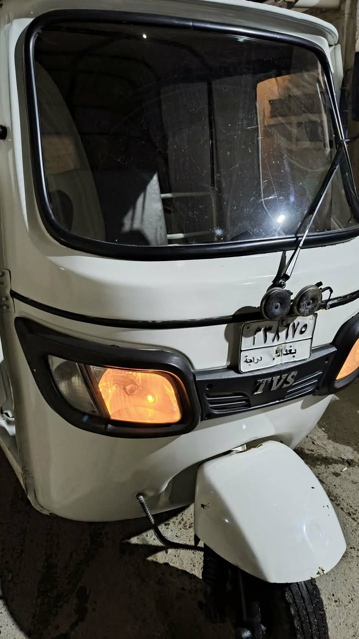 السلام عليكم تيفي اس ٢٠ محرك كير اكسل مكفولات كهربائيات كلها شغاله مصبوغه عام اثر شخوط عندي صورها قبل متنصبغ تكتك جاهزه تحويل ثاني يوم مرقمه بغداد
بغداد الحسينيه 
السعر  5250 بيها مجال بسيط
***********
