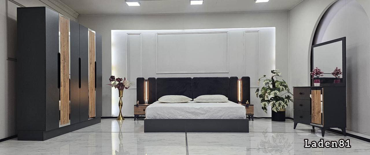 موديلات 5 قطع
يدات حفر
سجه مراحل 
سرير خشب مقفل 

السعر. 580 الف ☝️☝️☝️☝️
#غرفه


**إذا كنت صاحب هذا الإعلان وتريد حذفه لأي سبب، رجاءا أرسل رسالة إلى الدعم الفني**