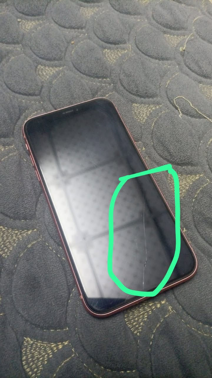 ايفون XR ذاكره 128 لون برتقالي جهاذ مقفول ايكلود وبي هذا الكسر بلشاشه الموضح بلصوره امامكم الجهاز ما مفتوح ولا طاب تصليح ابد وكارتونه موجوده للمراوس ب ايباد او بيع ب 150,000


**إذا كنت صاحب هذا الإعلان وتريد حذفه لأي سبب، رجاءا أرسل رسالة إلى الدعم الفني**