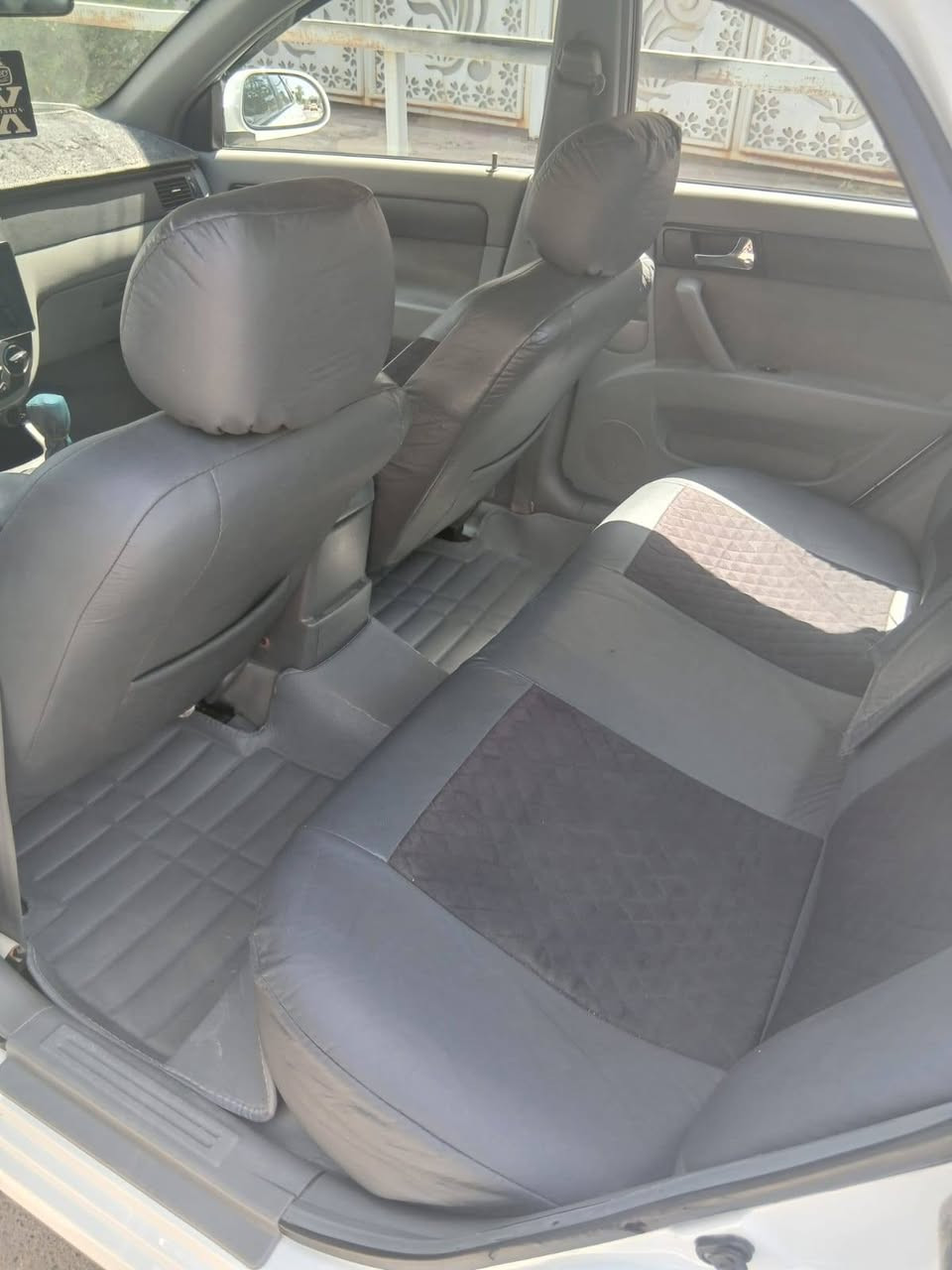 السلام عليكم 
اوبترا ٢٠١٢ بأسمي كير ومكينه جدد 
مكاني بغداد حي اور 
سعر ١٠٠
***********
