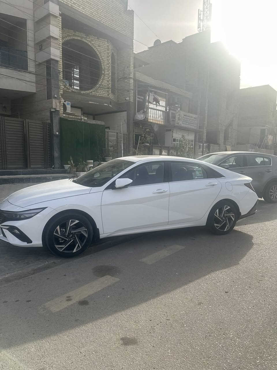 هونداي النترا
2024
خليجي
مستخدم عداد 36.000 Km
رقم بغداد 
مواصفات فول 1/1 
مكينه 2.0
دشبول الكتروني 
فتحه سقف 
شاشه كبيره 
كامرة خلفيه 
بصمه تشغيل 
تشغيل عن بعد 
حساس امامي 
حساس خلفي 
درايف مود 
تحكم ستيرن 
بك لايت خلفي  LED 
تبريد قطعتين 
داخل ابيض 
مري كهرباء 
المكان بغداد الشعب

‭***********
