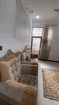 تخم البيع تسكام عشره مقعد معه شكوشات 6 بي ضمان سعر 450 بي مجال قليل ***********
