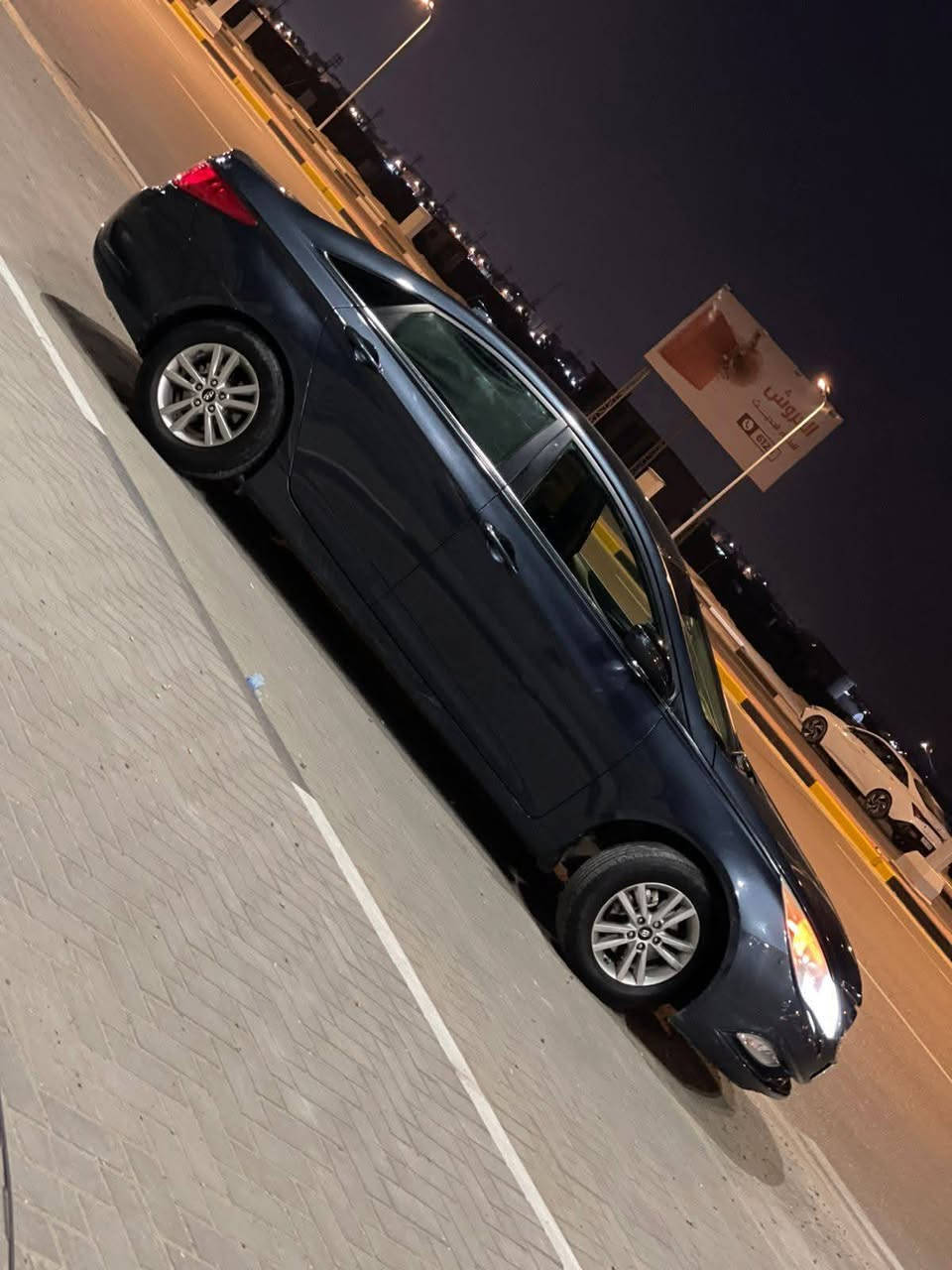 سلام عليكم
سوناته موديل 2013 

أدوات أدوات كصه جنطه 

دخول جديد 

مكينه بانزين بل كارتون 

دواخل عسلي 

كروز سرعه 

تحكم ستيرن 

ريموت تقفيل تفتيح شغال 

تخم تاير جديد 

حداده زيرو 

منضومة زنون 

مري شفط 

دشبول فطر مابي 

تتفه تبريد كشنات 

ارقام وسنويه ع رقم الشاصي 

السياره ربع ما ذب عليها 

وتجي إذا مو احله من صور اخسرلك تعبك 

المكان البصره ***********
