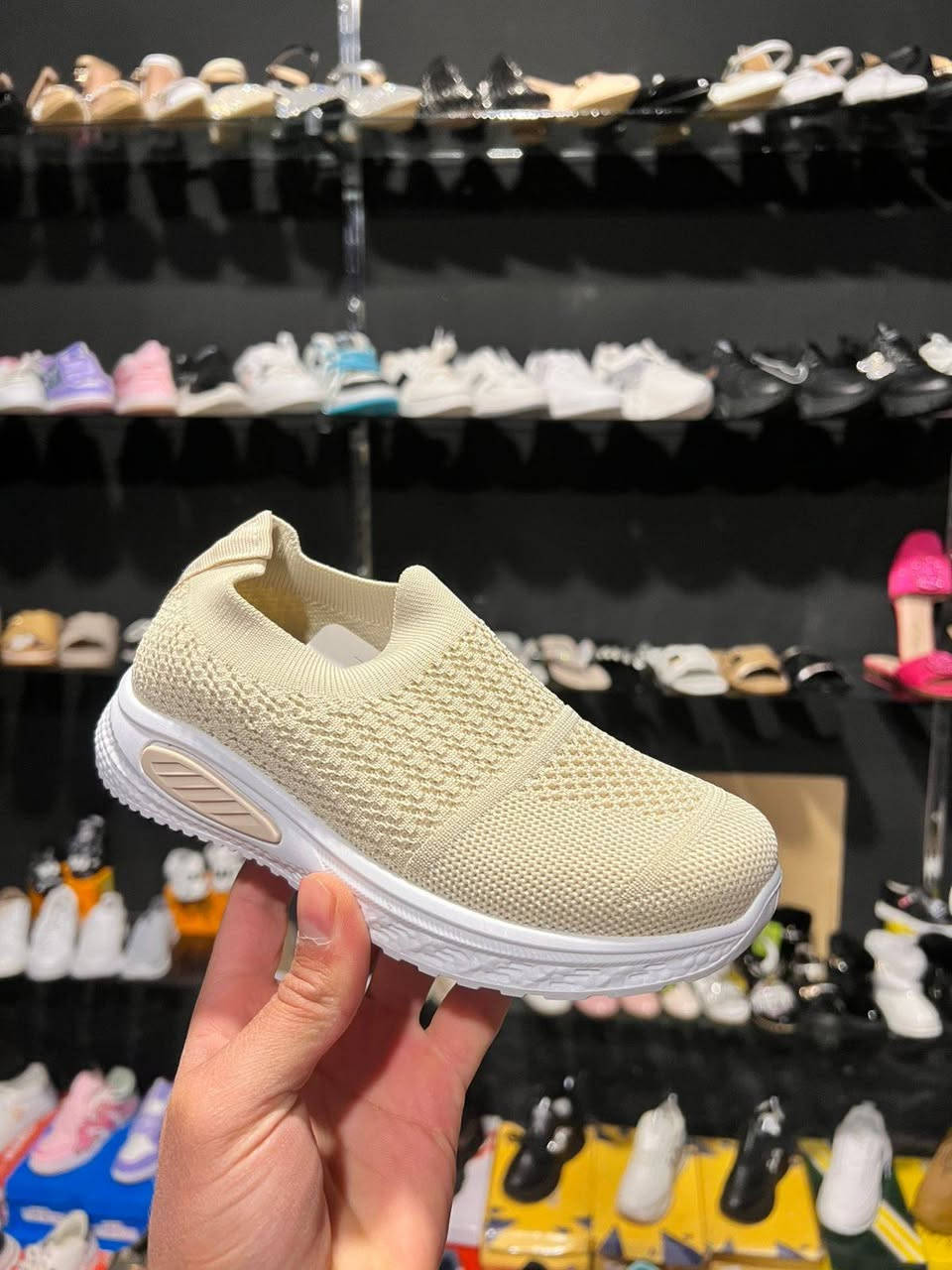 السلام عليكم زبائننا الكرام 🌸
رمضان مبارك عليكم ويتقبل الله طاعاتكم 🌙🤍
🎉 تم وصول بضاعة العيد الجديدة 🎉
يتوفر لدينا جميع القياسات (أطفال – بناتي – نسائي)
وأسعارنا جداً مناسبة 🔥
👨‍👩‍👧‍👦 اشتري لعائلتك من يمّنا ولك خصم مميز
📍 العنوان: ناحية الشورة – مجاور رعد للملابس الباله
✨ المتوفر حالياً ✨
🔹 فلات بناتي روغان (31–36)
🔹 فلات طفله روغان (21–25)
🔹 صندل بناتي (26–30)
🔹 اسكجر (21–26)
🔹 اسكجر (26–30)
🔹 اسكجر (31–36)
🔹 صندل أطفال (16–21)
🔹 صندل ولادي (21–25)
🔹 بوتين بناتي (31–35)
🔹 بوتين بناتي (33–34–35)
🔹 بوتين ولادي (31–37)
🔹 صندل طبي (37–40)
👠 أنواع الكعبات:
▪️ كعب نسائي مقبط شفاف (37–40)
▪️ كعب نسائي شفاف (37–38)
▪️ كعب روغان (38–41)
▪️ نسائي أصبع كرستال (37–41)
▪️ مقبط ألماز كعب (36–37)
أهلاً وسهلاً بكم في أي وقت 🌷
ننتظركم تشرفونا ❤️
ويوجد توصيل للبظاعة


**إذا كنت صاحب هذا الإعلان وتريد حذفه لأي سبب، رجاءا أرسل رسالة إلى الدعم الفني**