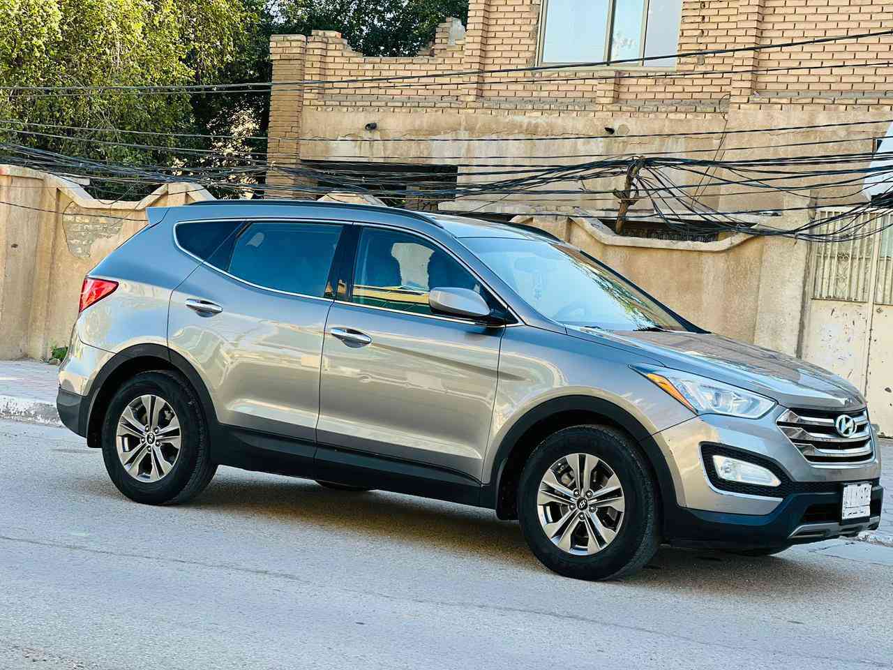 سنتافي مديل 2016 سعر 127 قابل للتفاوض الاستفسار اتصل *********** وارد أمريكي كلين بدون حادث بيها صبغ قطعتين كلير مواصفات شاشه كبيره تحكم ستيرن كامره خلفيه حساسات امامي وخلفي مكينه 2400 مكينه وكير مكفولات حت من الفتح حداديه جديده تخم تاير تبريد ثلج ❄️ مشروع وطني سنويه ل 29 مكان سياره كربلاء مكلف ب نشر
