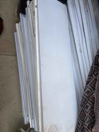 رفوف ١٠٠ قطعة • شيالة ١٤٤ قطعة • النجف