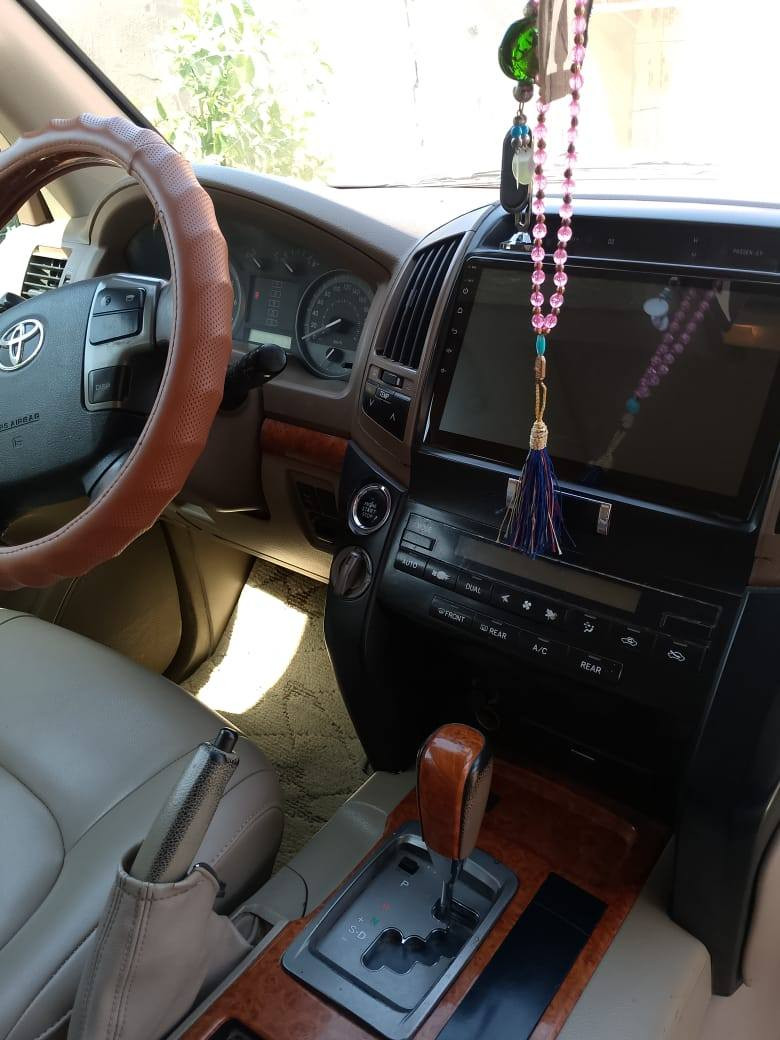 السلام عليكم
تيوتا لاندكروزر 
موديل 2008 محدث 2014 ( دعاميات فقط )
 V 6
مكفوله كفاله عامه 
رقم : اربيل
السعر : 275 $🔥
***********
‏‪0773 472 3922‬‏
