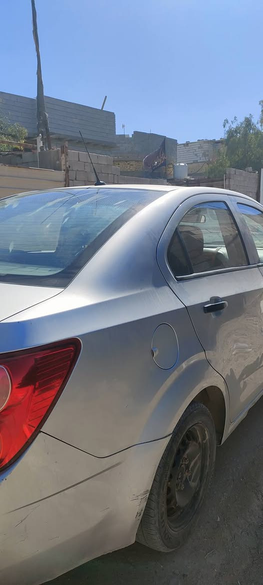 سلام عليكم سونك 12 بسمي سنوية جديدة رقم انكليزي سيارة بيها طخات مابيها ضربة قويه بنيد جارد كير محرك على الفحص كهربائيات كلها شغاله مكاني البصرة ***********سعرها 52
