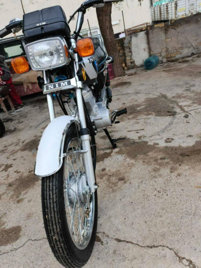 سلام عليكم نامه متياز ٢٦ اوراق كامله مابيها اي نقص كهربائيات كلها شغاله شلعه معدل  مكينه برغي مامفتوح بيها تجي وشوف بعينك لاكلبه ولاجفيه ولادعمه  سعر ٧٠٠ وبيها مجال *********** شراي اتصل
