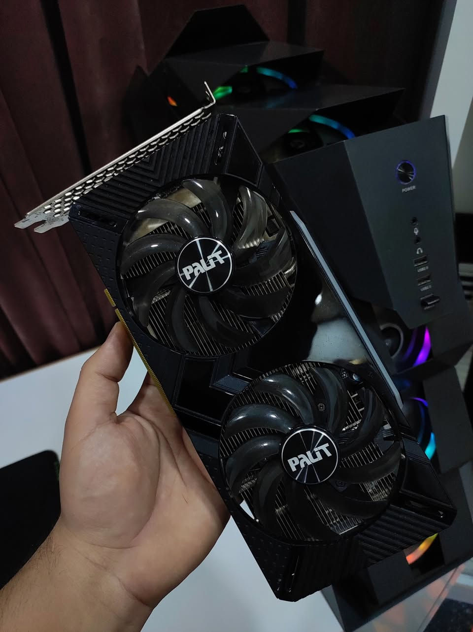 السلام عليكم

🟩💻 كرت شاشة :/

▫️ NVIDIA™ GEFORCE ® GTX 1660Ti 6GB PALIT 2FAN
▫️ لوك يخبل بلزكة الضمان 

💰 السعر: 168,000 دينار عراقي
📍 مكاني: بغداد - الأعظمية
🚚 التوصيل: بغداد (5 آلاف) | المحافظات (6 آلاف)
📞 رقمي: ***********
