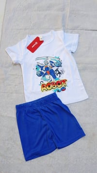 ملابس أطفال • قطع أخيرة • توصيل متوفر