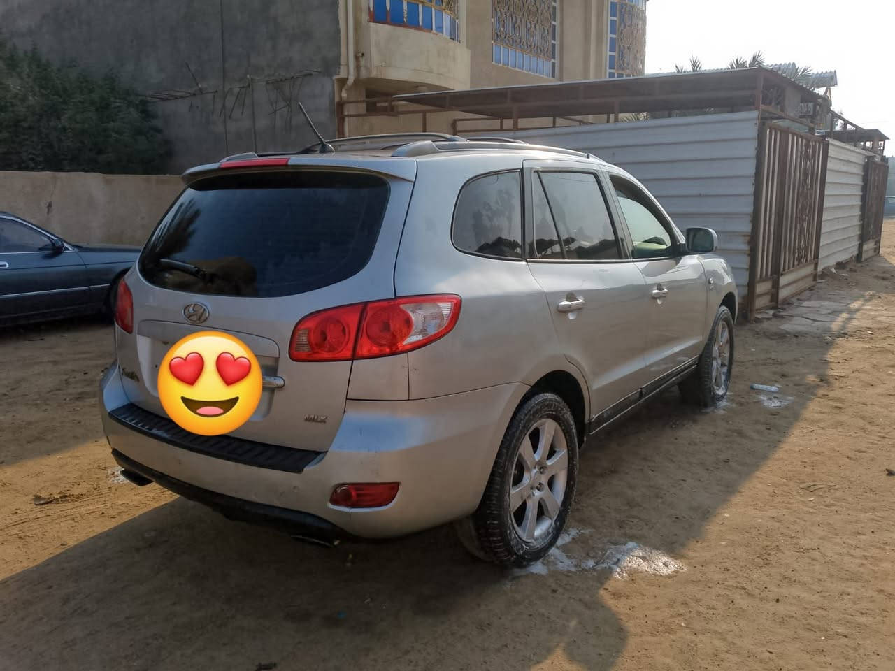 سلام عليكم سنتافيه كاز موديل 2011سياره نضيفه بيها كصه بيها رقم شمالي وحصة كاز وسنويه جاهزه تبريد مكينه كير مكاني بل بصره السعر 50وبيها مجال شي بسيط ***********
