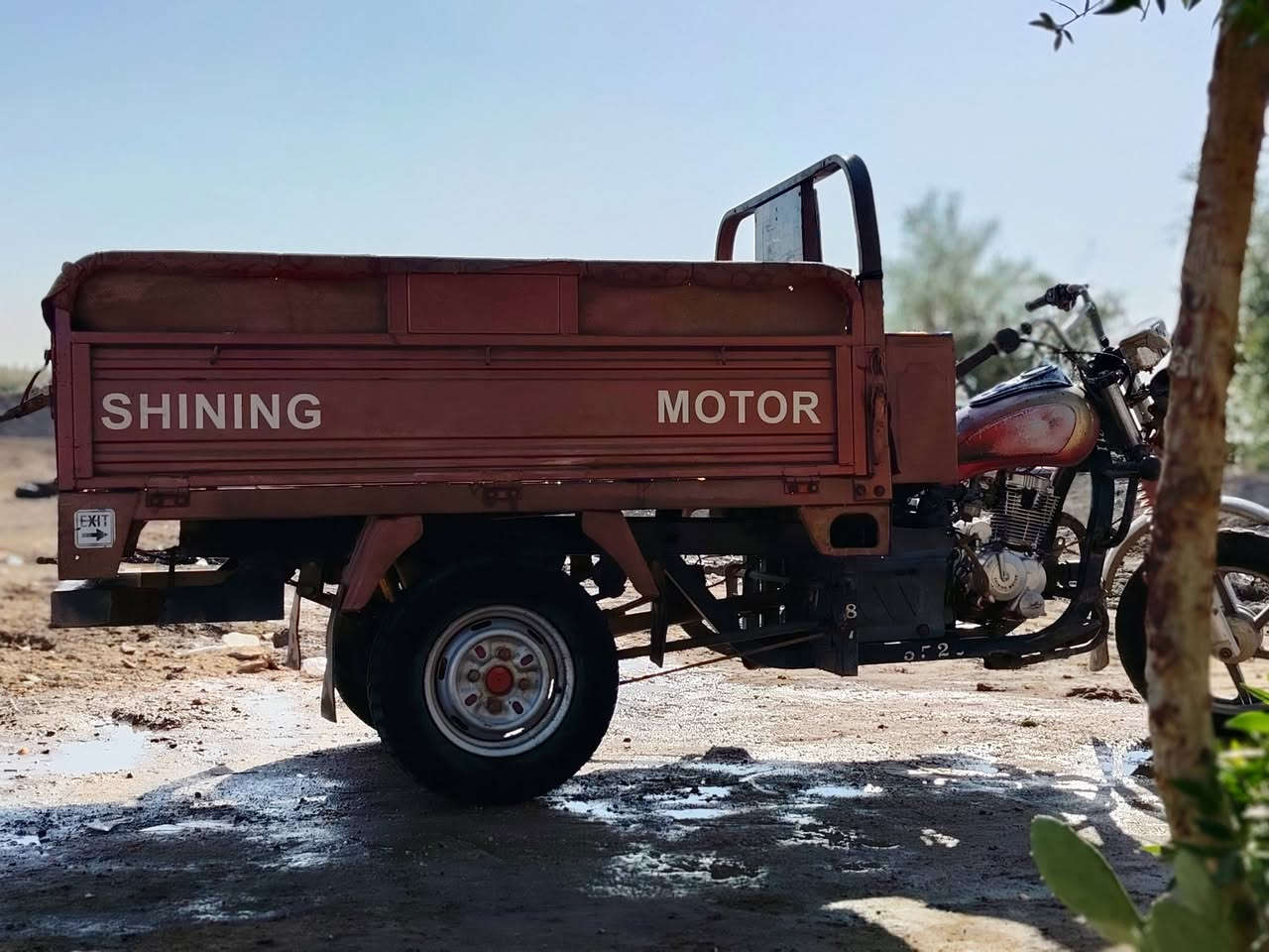 ستوته صقر مديل 2019 رقم وسنويه مكاني ديوانيه شافعيه السعر مليون وثلث ميه وخمسيه وبيه  مجال حك الجيه ***********
