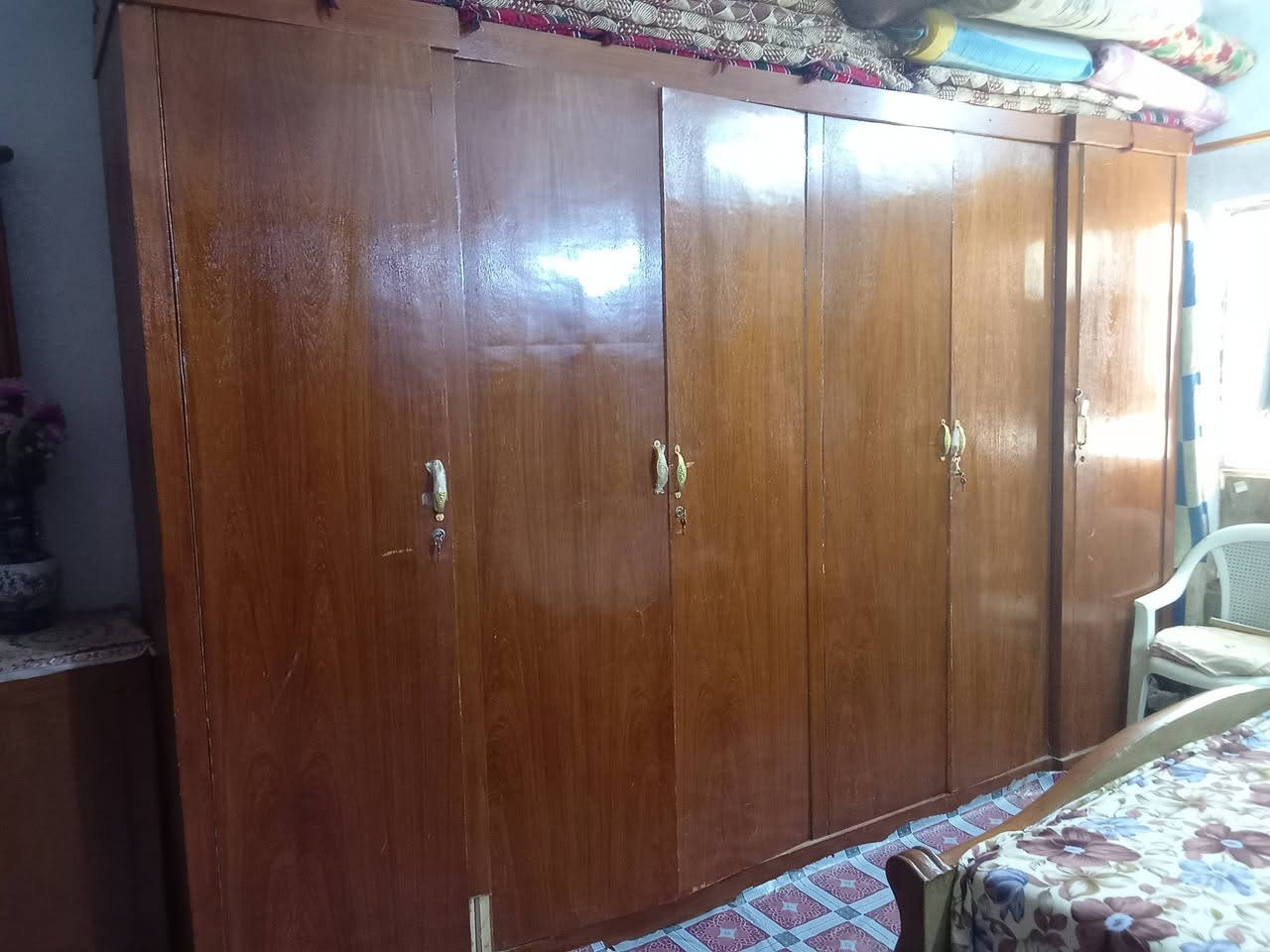 عرفه خشاب للبيع لتواصل على الواتساب ***********
