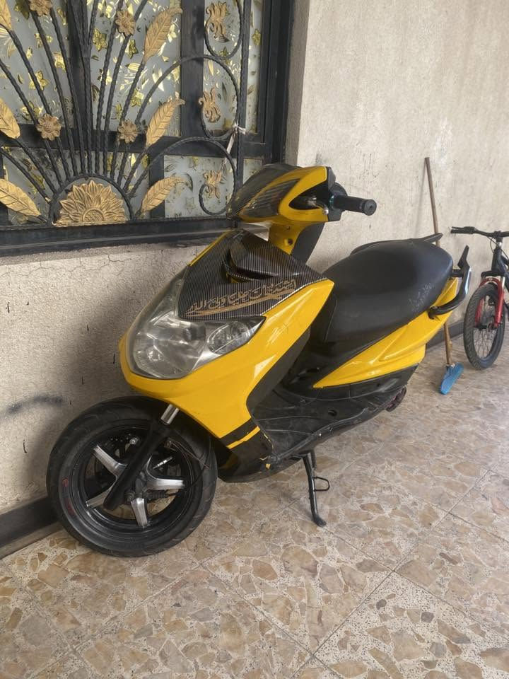 سلام عليكم سكنس فحل كابريتر مفتوحه 58.5 كلجات رياضي wf امامي وخلفي  تعلاكه علاليك RGS وقبق عنابر رياضي RGS وقطره مال صره دهن رياضي 
كويل ناريه جبير رياضي بلادي ياباني 
قبضات رياضي كاربون  
نقصلها فقط ستان رباعي 
سعر 950 وبيها مجال 
رقم ***********
