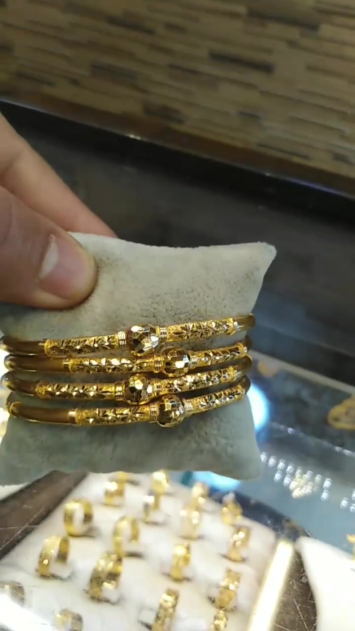 مفردات حسب طلب الزباين... الف.. الف.. مبروك


**إذا كنت صاحب هذا الإعلان وتريد حذفه لأي سبب، رجاءا أرسل رسالة إلى الدعم الفني**