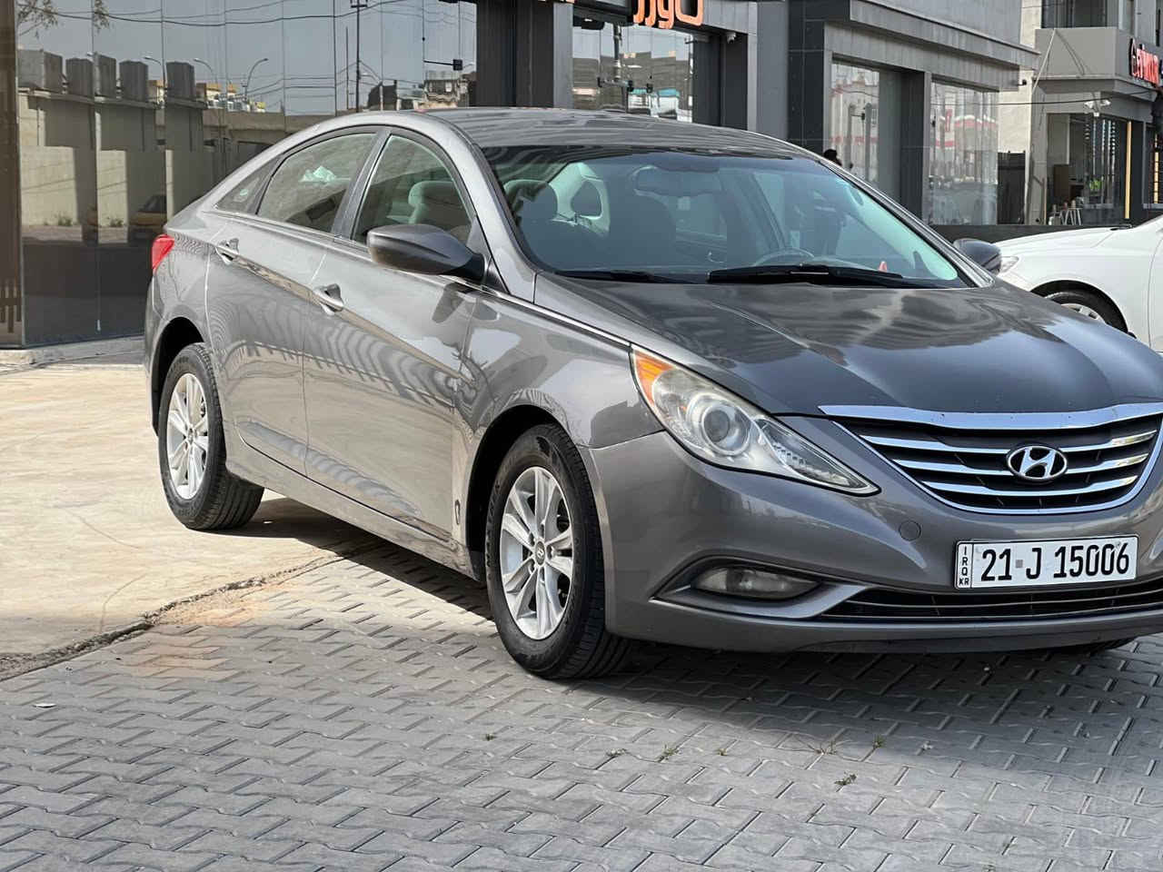 السلام عليكم سياره سوناتا وارد امريكي موديل 2013 رقم سليمانيه سياره بيها مكنات صبغ سياره خير من الله سعر 90 وبيها مجال مكان السيارة بغداد تاجي سبع البور رقم ***********
