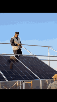 منظومة طاقة شمسية 120 امبير قيد الإنجاز 
***********
