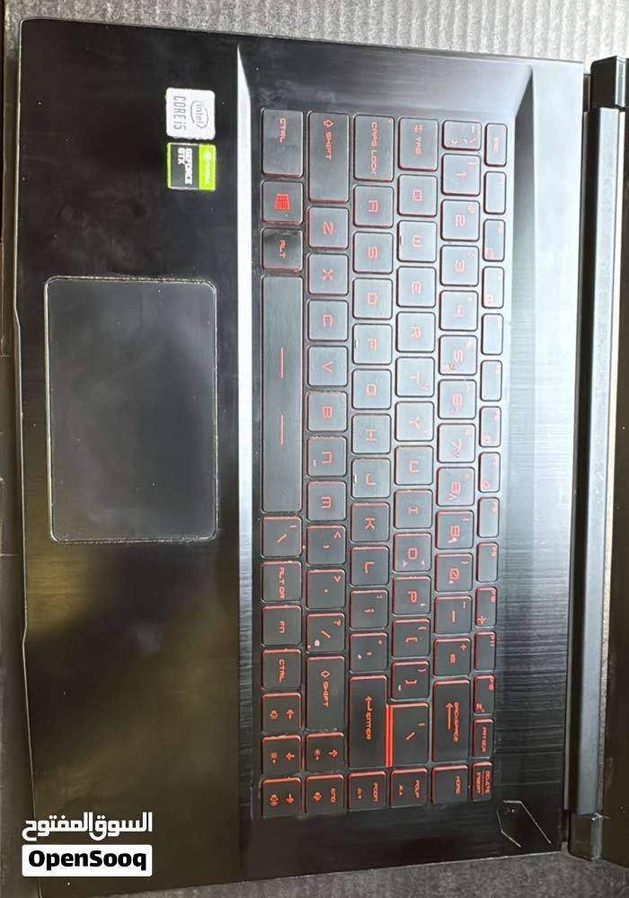 لابتوب كيمنك MSI
I5 10300H 
Ram16g ddr4  2666mhz قطعتين
Ssd 256+1T=مجموع تيرا وربع
Gtx 1650 4g
FHD  ips 15.6inch
Keyboard red led
ملحقات شاحنة الاصلية منchoicy قوتها120واط والكارتون مالها كامل ملحقات يعني

600 الف نهايتها مكاني موصل تجي تفحصها او توصيل عربون ١٠ ماستر
رقمي واتس ***********
