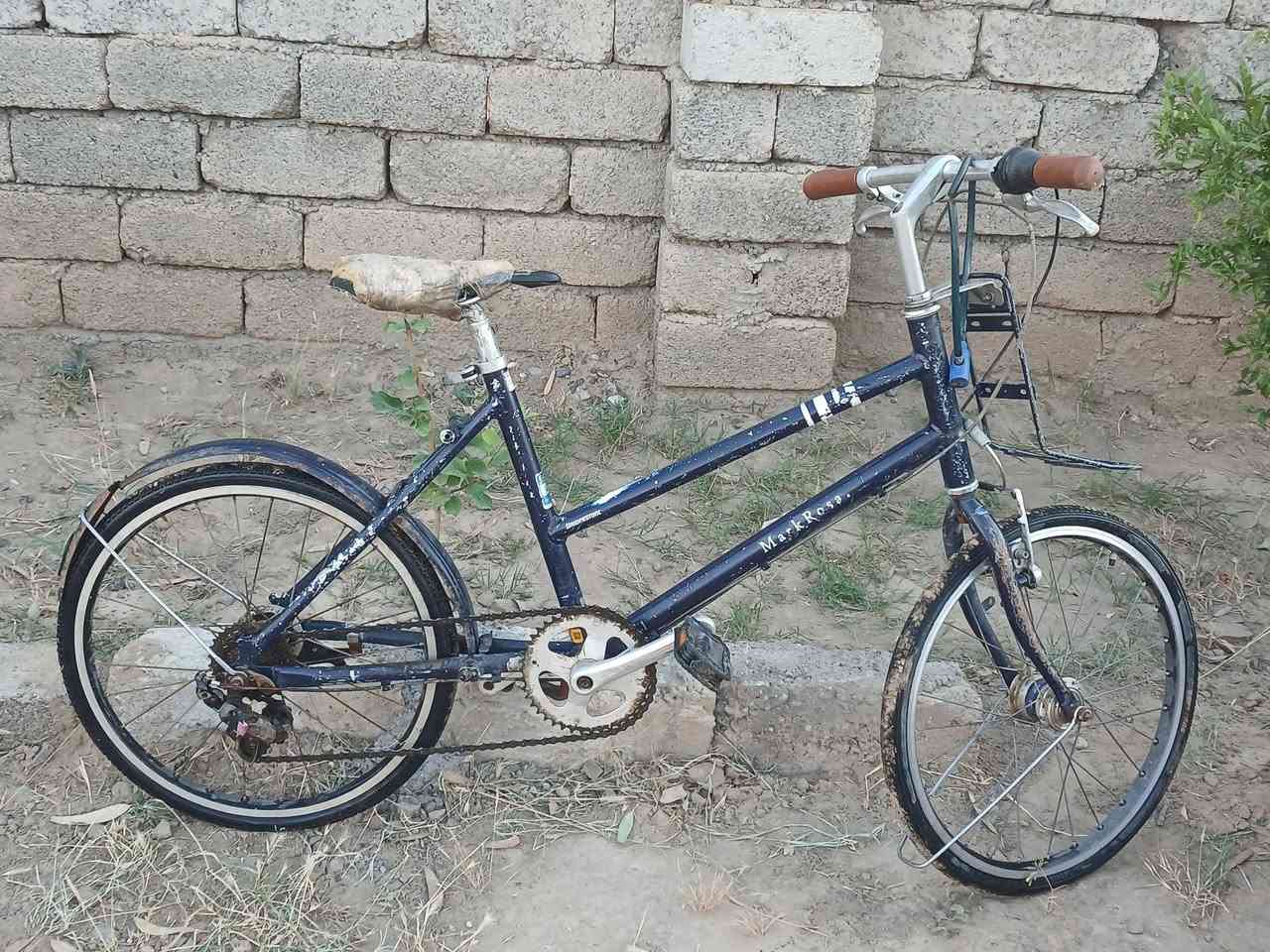 السلام عليكم  عندي بايسكل للبيع السعر 40وبي مجال للطيبين الشراي يراسلني خاص


**إذا كنت صاحب هذا الإعلان وتريد حذفه لأي سبب، رجاءا أرسل رسالة إلى الدعم الفني**